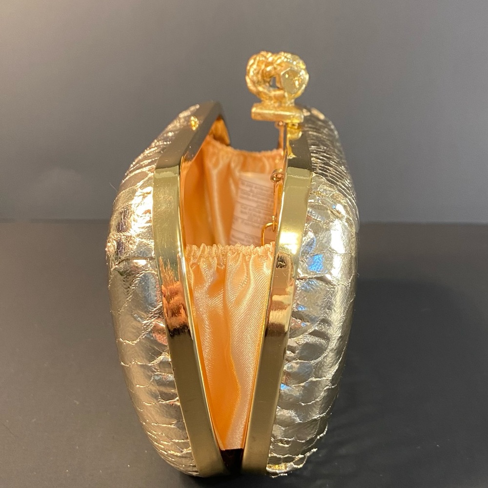 Jay Manuel Attitude Gold Evening Clutch Removable Gold Chain Handle - Picture 5 of 7
